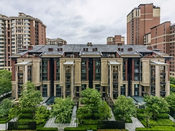 The Pearl on the Crown(2)