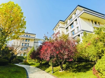 West Chateau North(5)