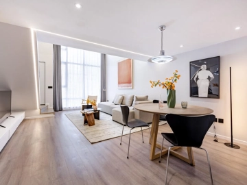 Rm 1002 Bld D Chateau De Luze Apt(4)