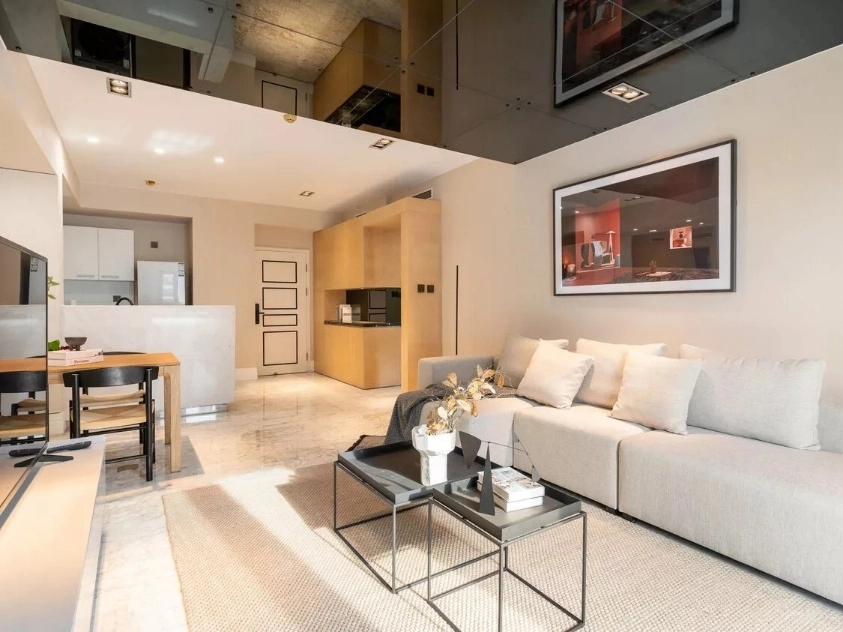 Rm 1003 Unit A Regent Land(4)