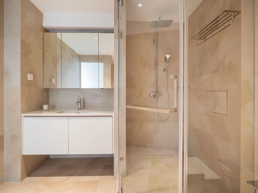 Rm 1006 Unit C Regent Land(12)