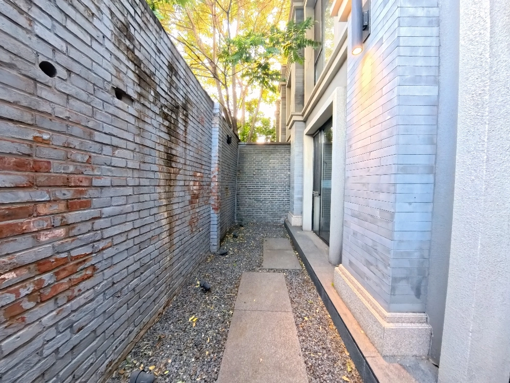 Rm 103 Dongsi 78 Boutqiue Apartment(2)