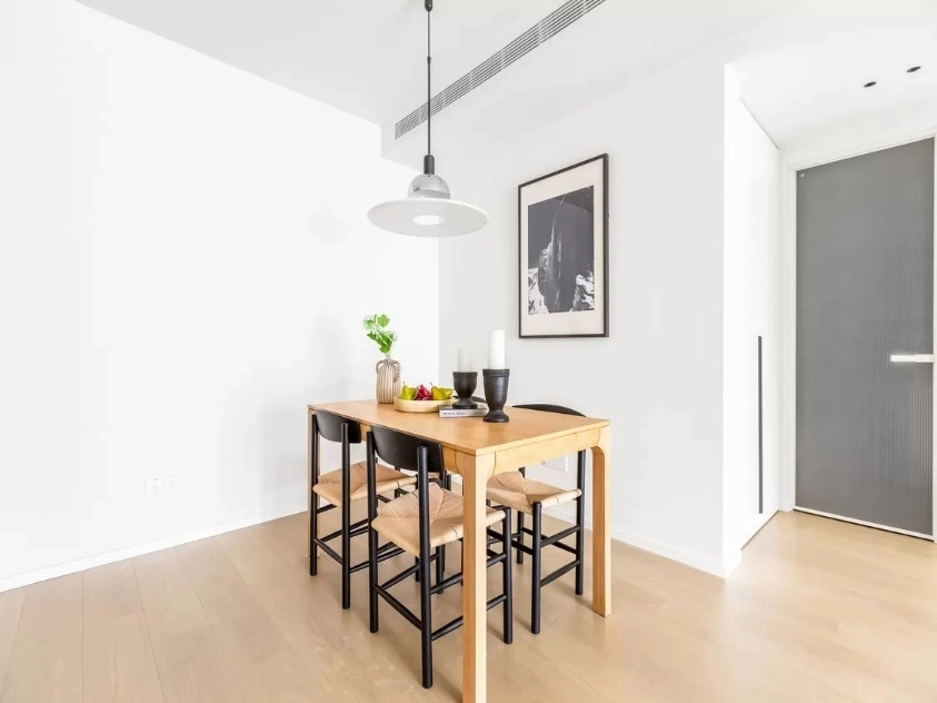 Rm 1102 No 3 Lakeward Scenery(4)