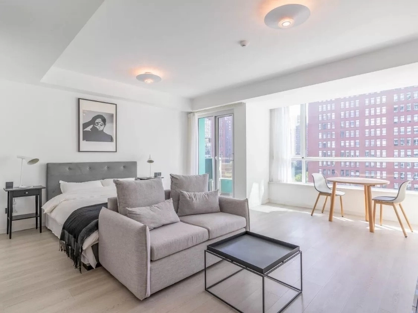 Rm 1103 No 1 China Central Place(3)