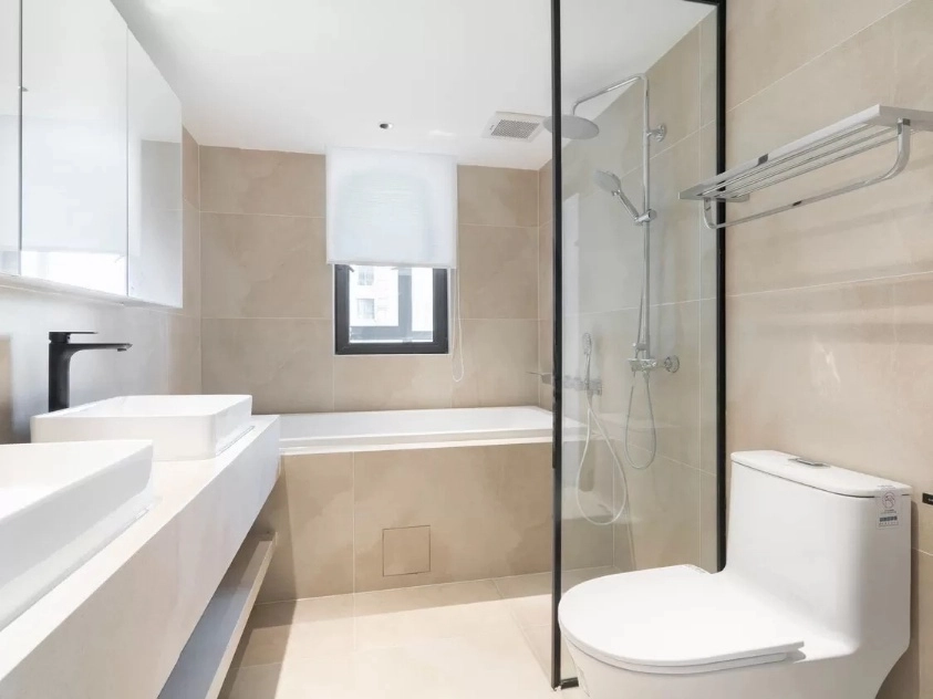 Rm 1103 Unit 1 No 21 Swan Bay North(11)