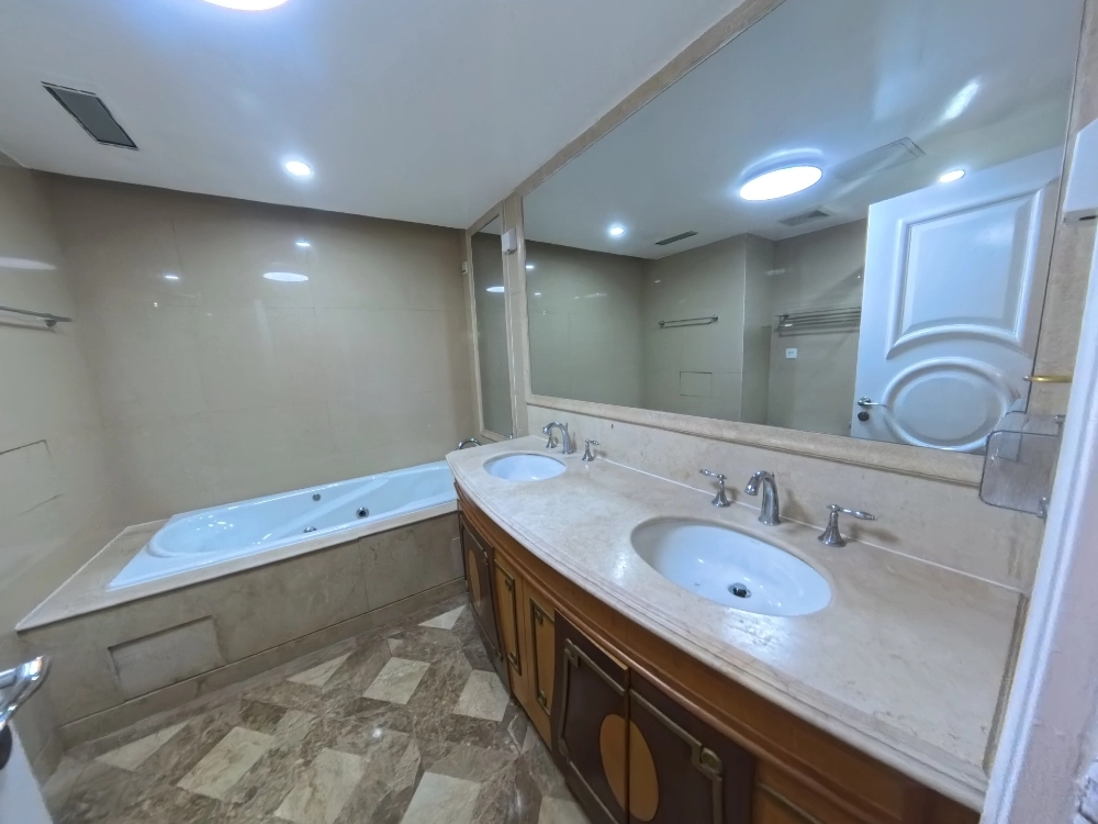 Rm 11B No A2 Gemdale Int’l Garden(7)