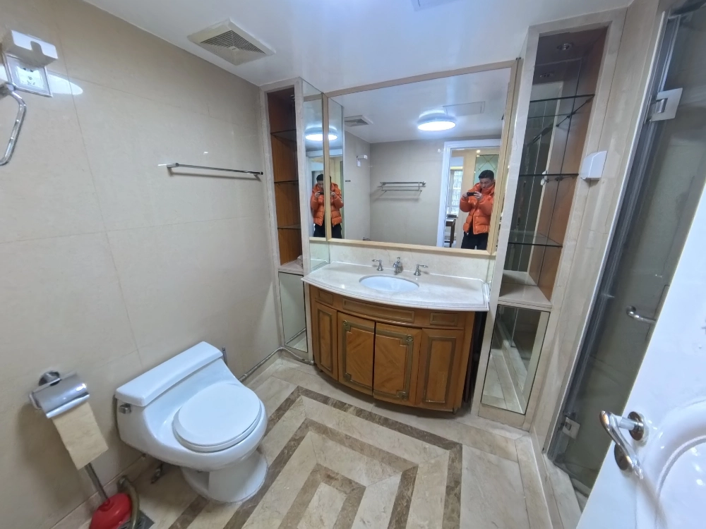 Rm 11B Unit 2 Bld A Gemdale Int’l Garden(10)