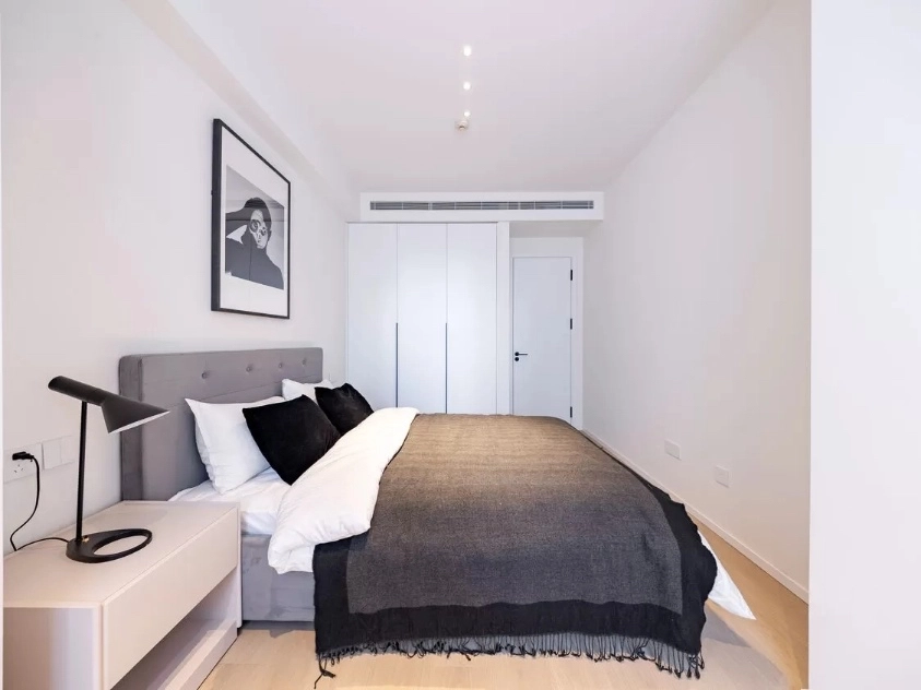 Rm 1201 No 11 Sanlitun SOHO Apt(17)