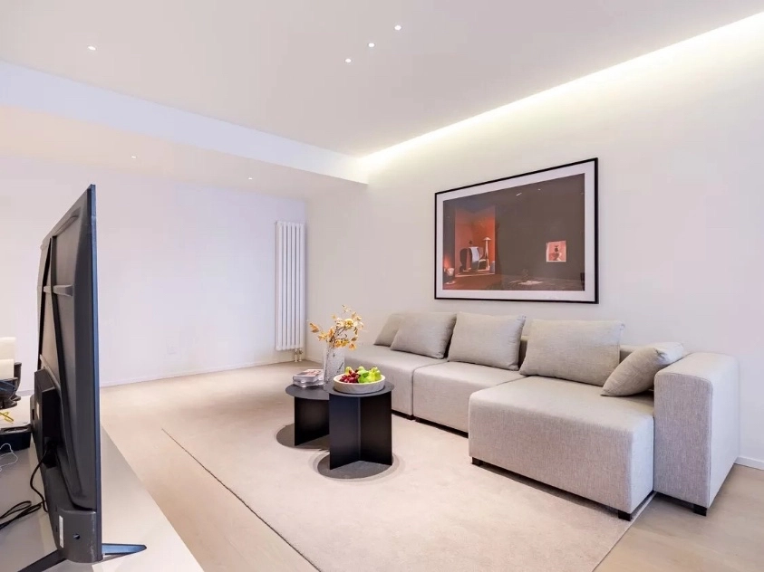 Rm 1201 No 11 Sanlitun SOHO Apt(3)