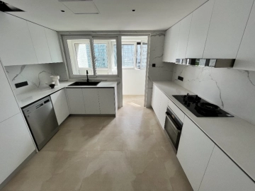 Rm 1201 No 4 Central Park(4)