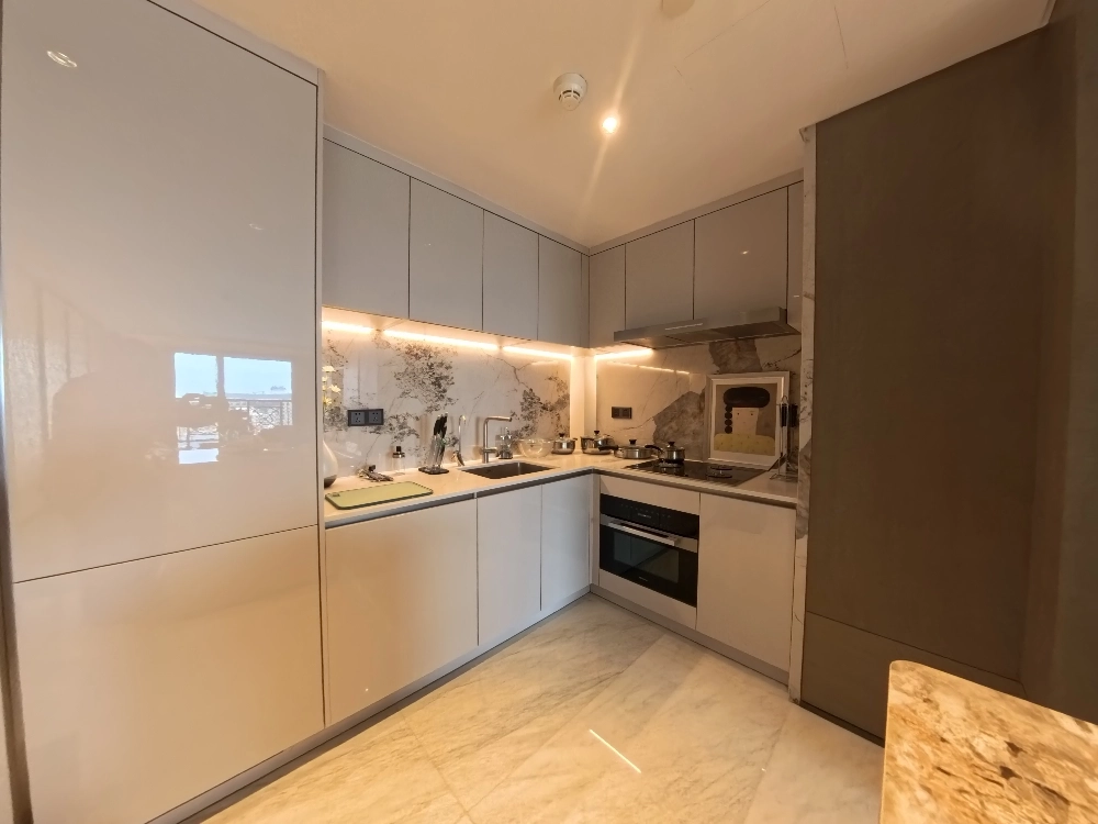 Rm 1209 Lee Garden(4)