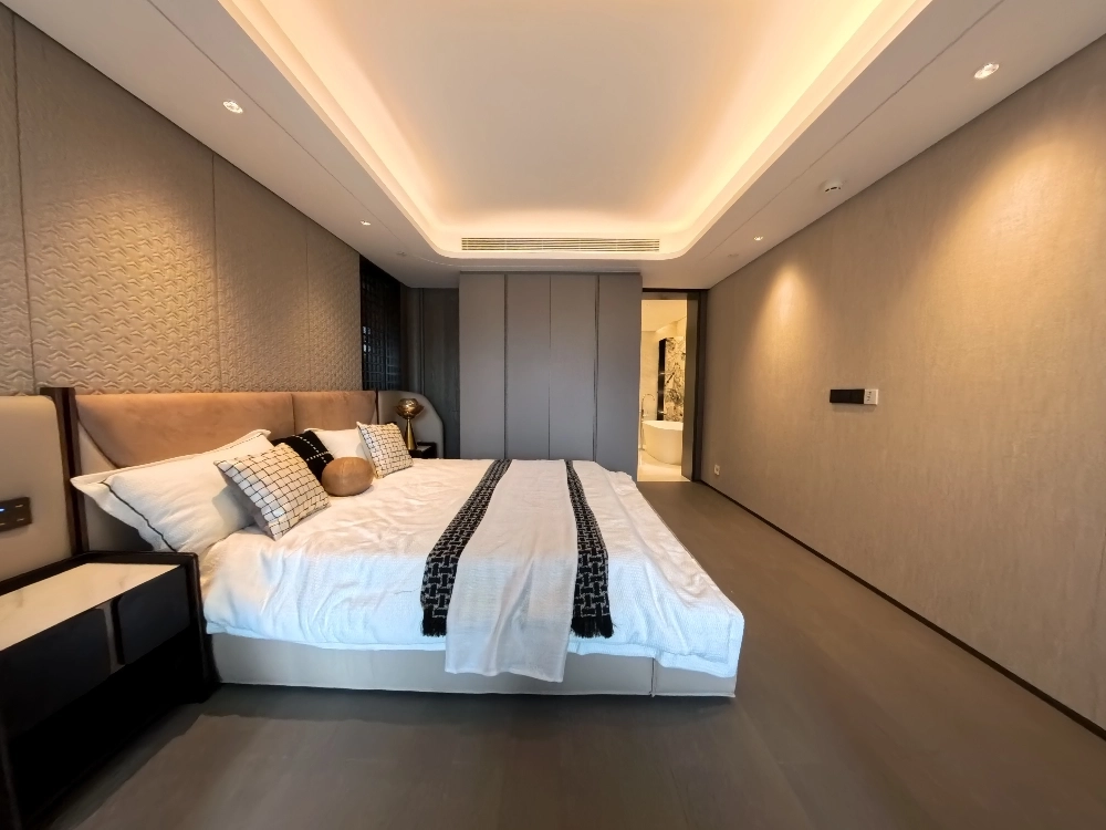 Rm 1212 Lee Garden(6)