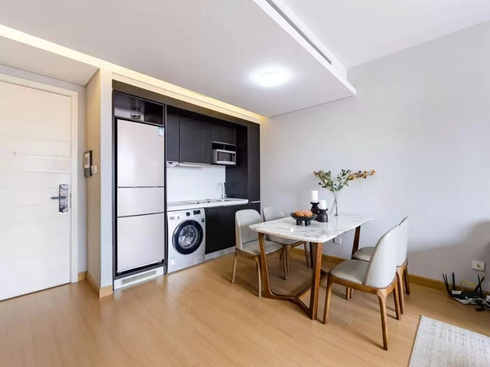 Rm 12A02 No 1 Chevalier(6)