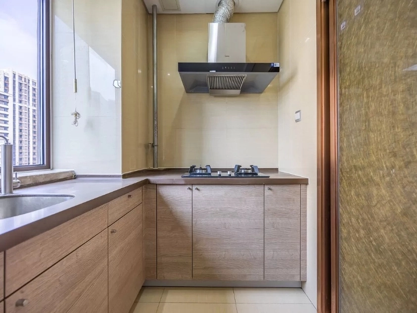 Rm 1302 Unit 1 No 4 Poly Central Park III(6)