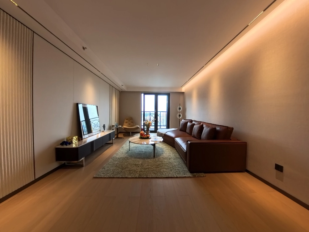 Rm 1306 Lee Garden
