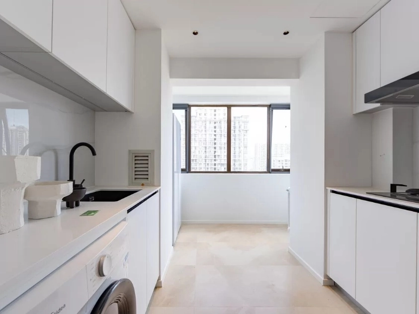 Rm 1403 Unit 3 No 301 Zhu Jiang Di Jing Area D(4)