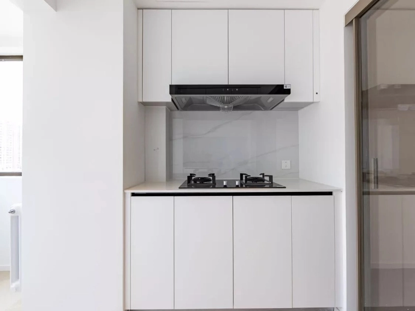 Rm 1403 Unit 3 No 301 Zhu Jiang Di Jing Area D(5)