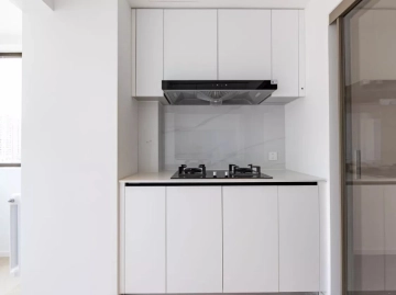 Rm 1403 Unit 3 No 301 Zhu Jiang Di Jing Area D(5)