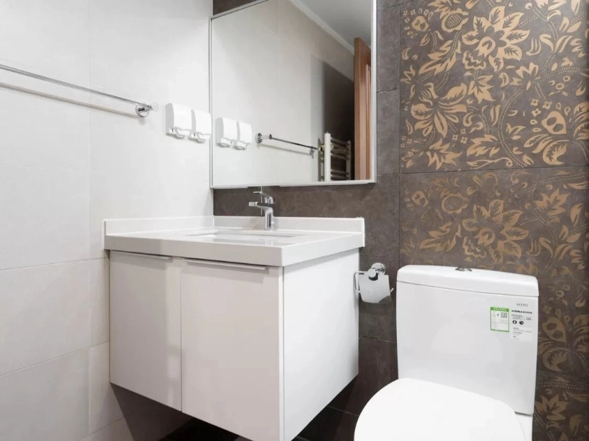 Rm 1501 No 8 China Central Place(15)