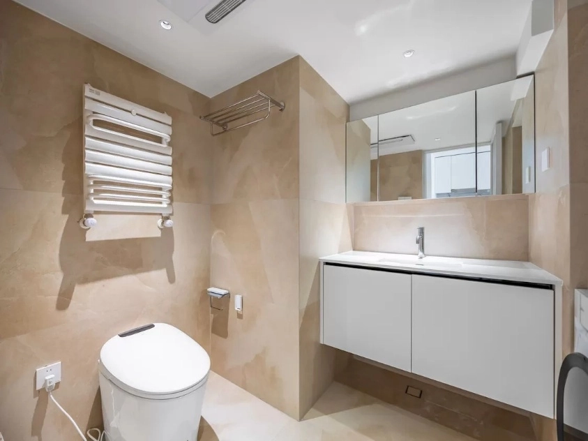 Rm 1625 Bld D Chateau De Luze Apt(9)