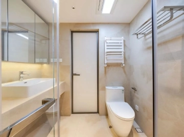 Rm 16F No 3 New York Tower(14)