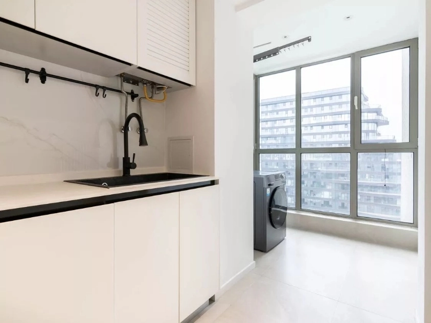 Rm 1701 Unit 7 No 1 Parkfront Mansion(9)