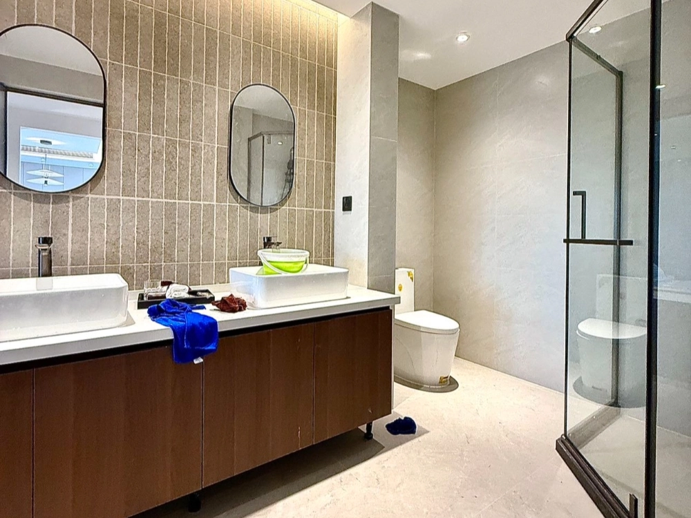 Rm 1701 Unit C Regent Land(6)