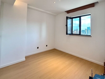 Rm 1701 Unit C Regent Land(7)