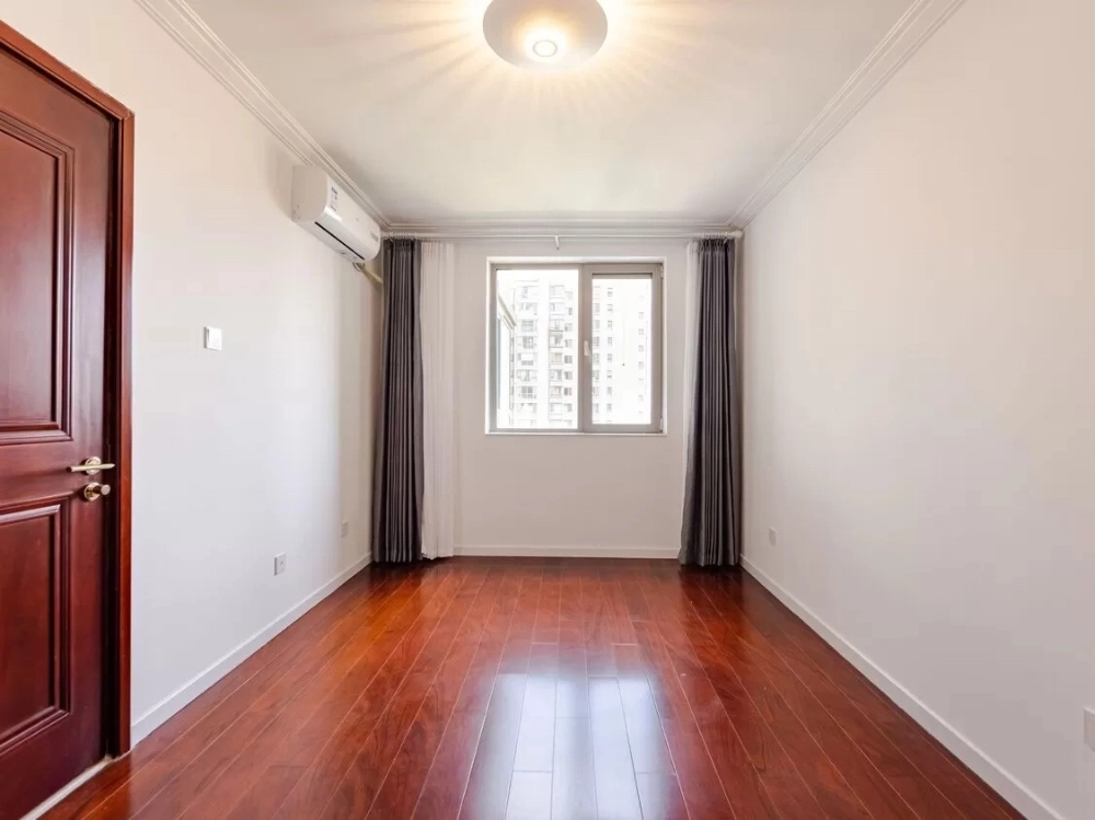 Rm 1702 No 7 Parkfront Mansion(11)