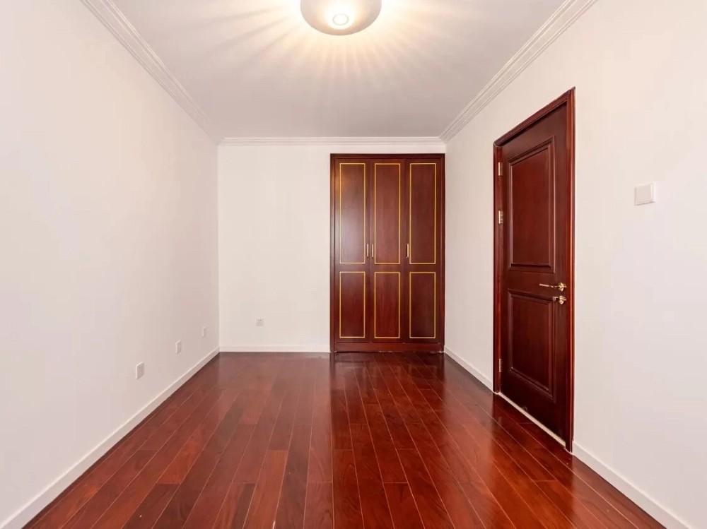 Rm 1702 No 7 Parkfront Mansion(12)