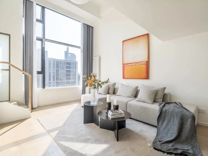 Rm 1722 No D Chateau De Luze Apt(2)