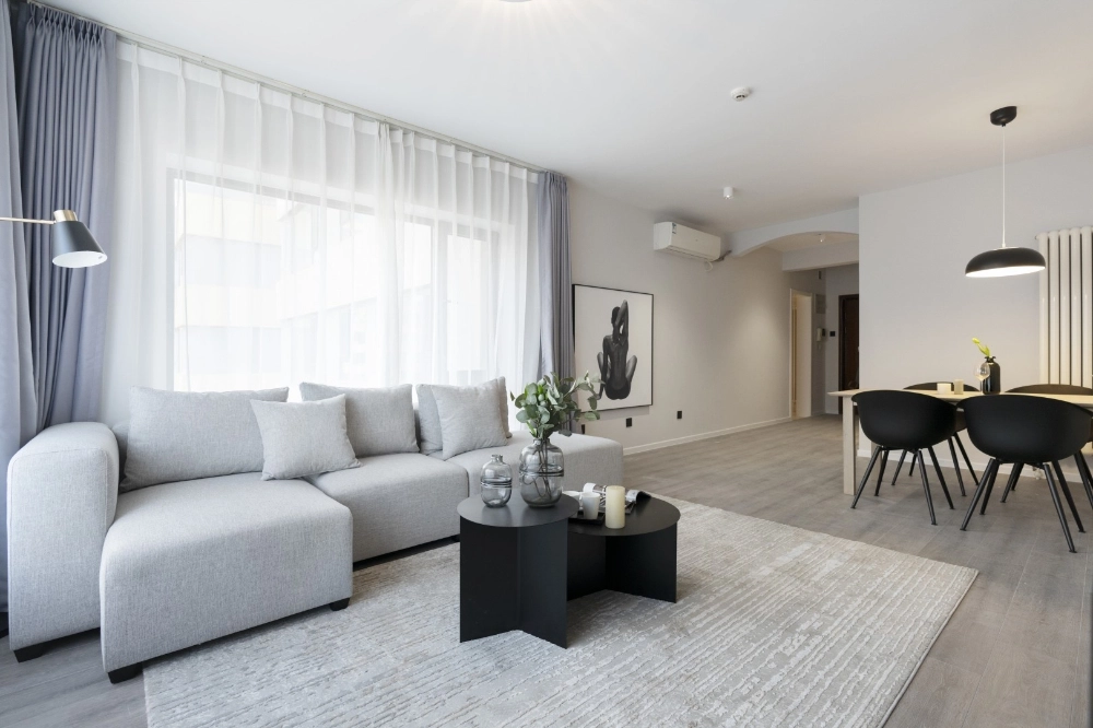 Rm 1801 Bld E Sunshine 100 Int’l Apt(3)