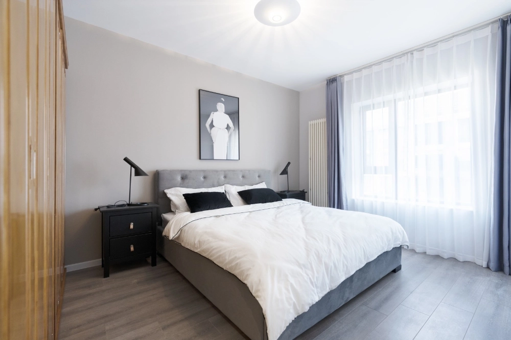 Rm 1801 Bld E Sunshine 100 Int’l Apt(6)