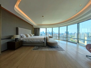 Rm 1801 Embassy House(11)