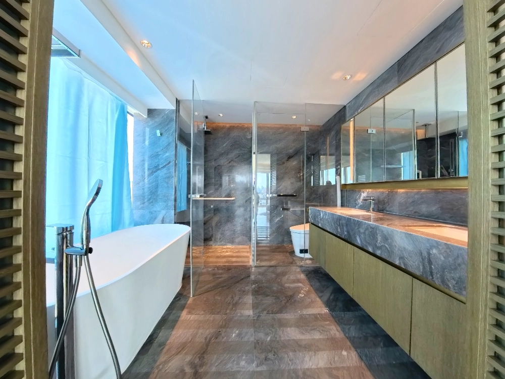 Rm 1801 Embassy House(13)