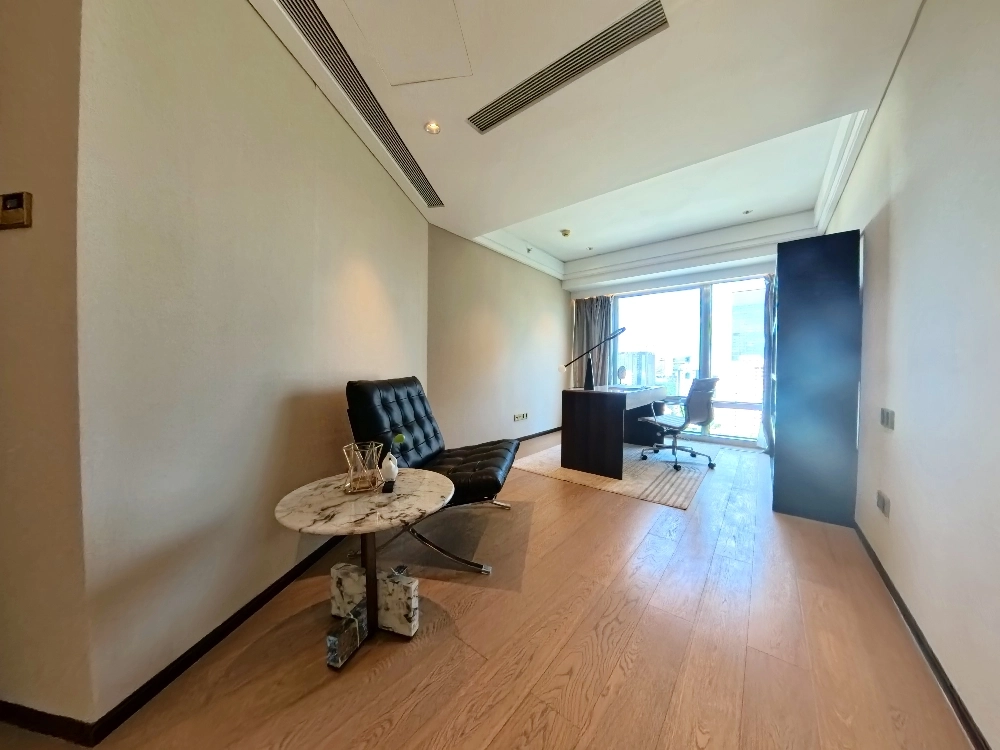 Rm 1801 Embassy House(17)
