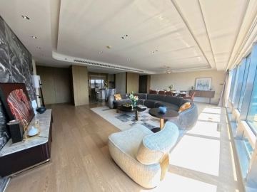 Rm 1801 Embassy House(3)