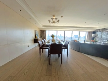 Rm 1801 Embassy House(5)