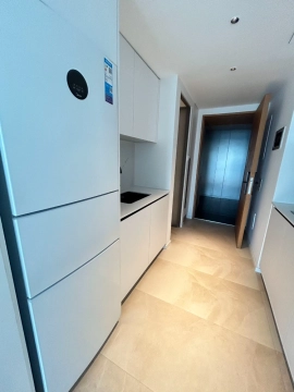 Rm 1804 No 9 Lakeward Scenery Int’l Apts(4)