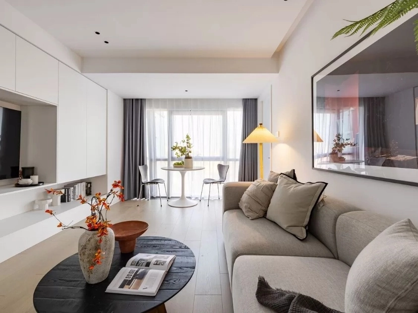 Rm 1808 No 9 Lakeward Scenery Int’l Apts