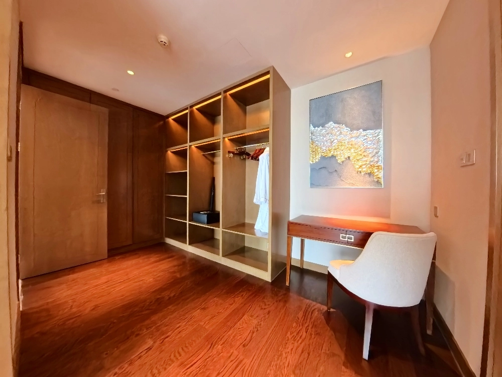 Rm 1823 Orientino Executive Apts Beijing(11)