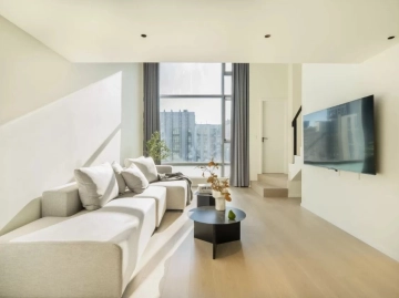 Rm 1827 Bld D Chateau De Luze Apt