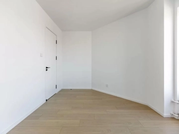Rm 18D No 1 New York Tower(17)