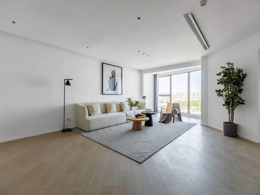 Rm 18D No 1 New York Tower(2)
