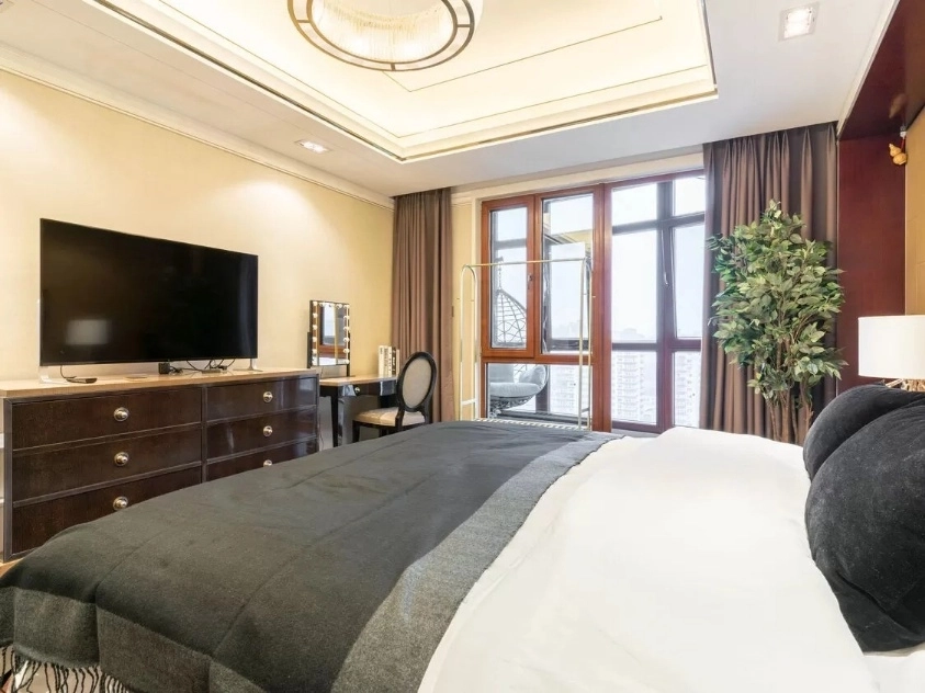 Rm 2001 Unit D No 1 Lakeward Scenery(4)