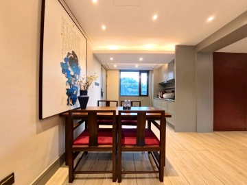 Rm 202 Dongsi 78 Boutqiue Apartment(2)