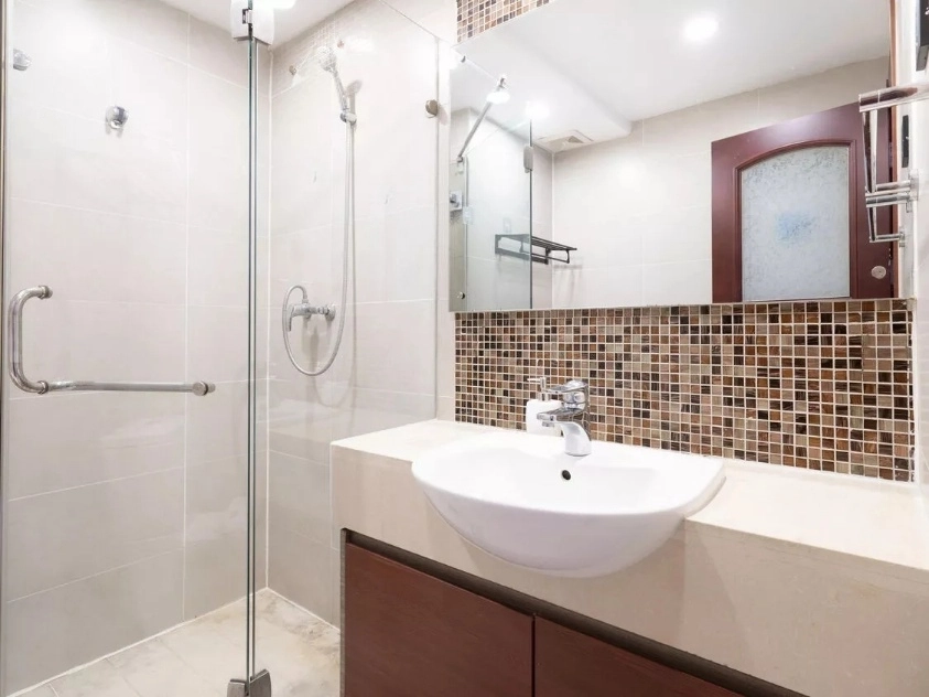 Rm 202 Unit 1 No 403 Zhu Jiang Di Jing Area E(12)