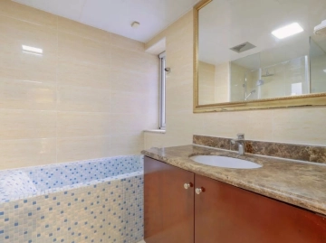 Rm 203 Unit 1 No 8 GreenLake Place North(10)
