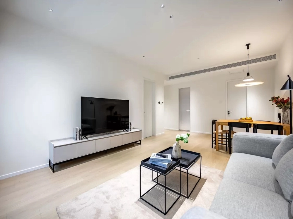 Rm 204 No 1 Sanquan Apartment(3)