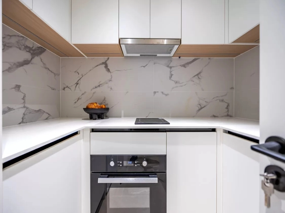 Rm 204 No 1 Sanquan Apartment(5)